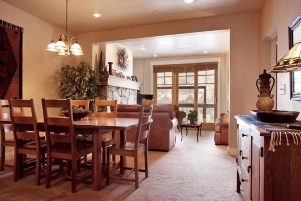 Town Point Condos By Park City Vacations Номер фото