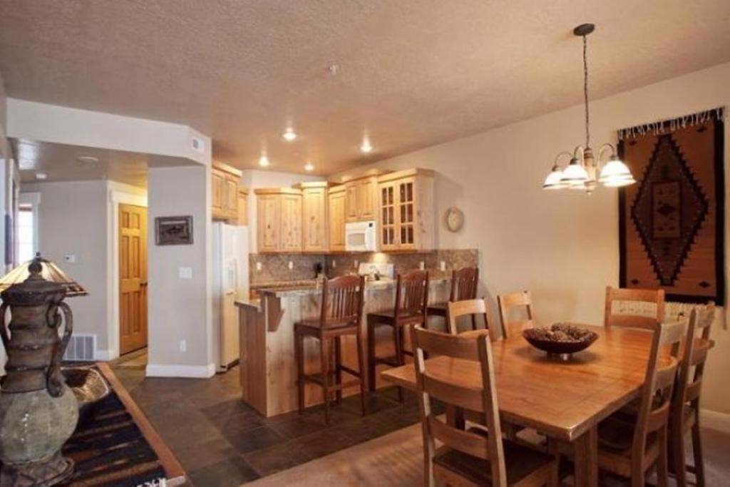Town Point Condos By Park City Vacations Номер фото